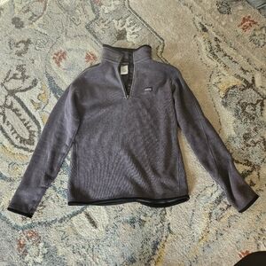 Womens Gray Patagonia quater zip fleece. LikeNew! Size Medium